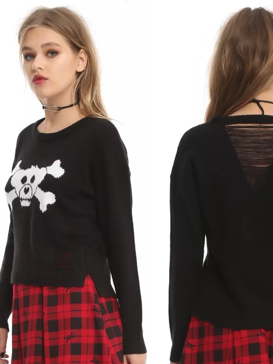 Hot Topic Sweaters - Hot Topic Build-A-Bear Furry N’ Fierce Bear Skull & Crossbones Sweater